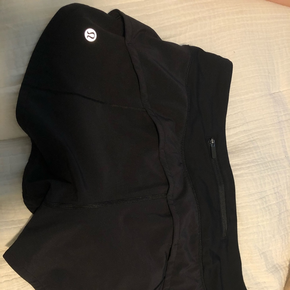Lulu lemon shorts.